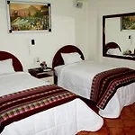 Hotel Wayra
